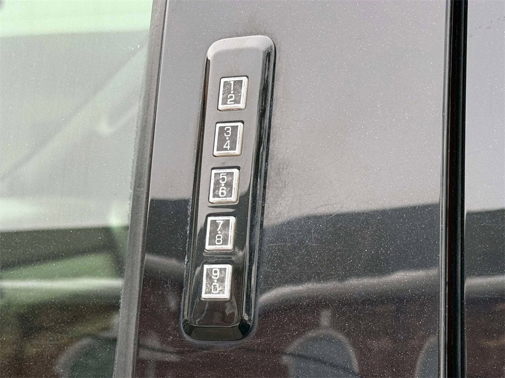 2017 Ford Super Duty F-250 SRW Lariat