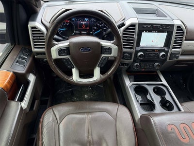 2017 Ford Super Duty F-250 SRW Lariat
