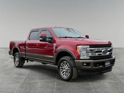 2017 Ford Super Duty F-250 SRW Lariat