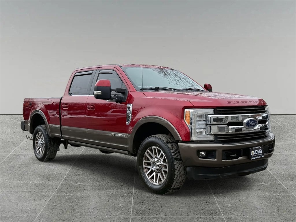 2017 Ford Super Duty F-250 SRW Lariat