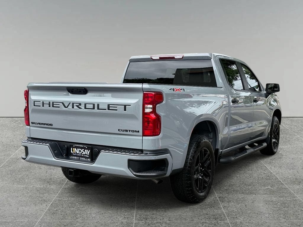 2024 Chevrolet Silverado 1500 Custom