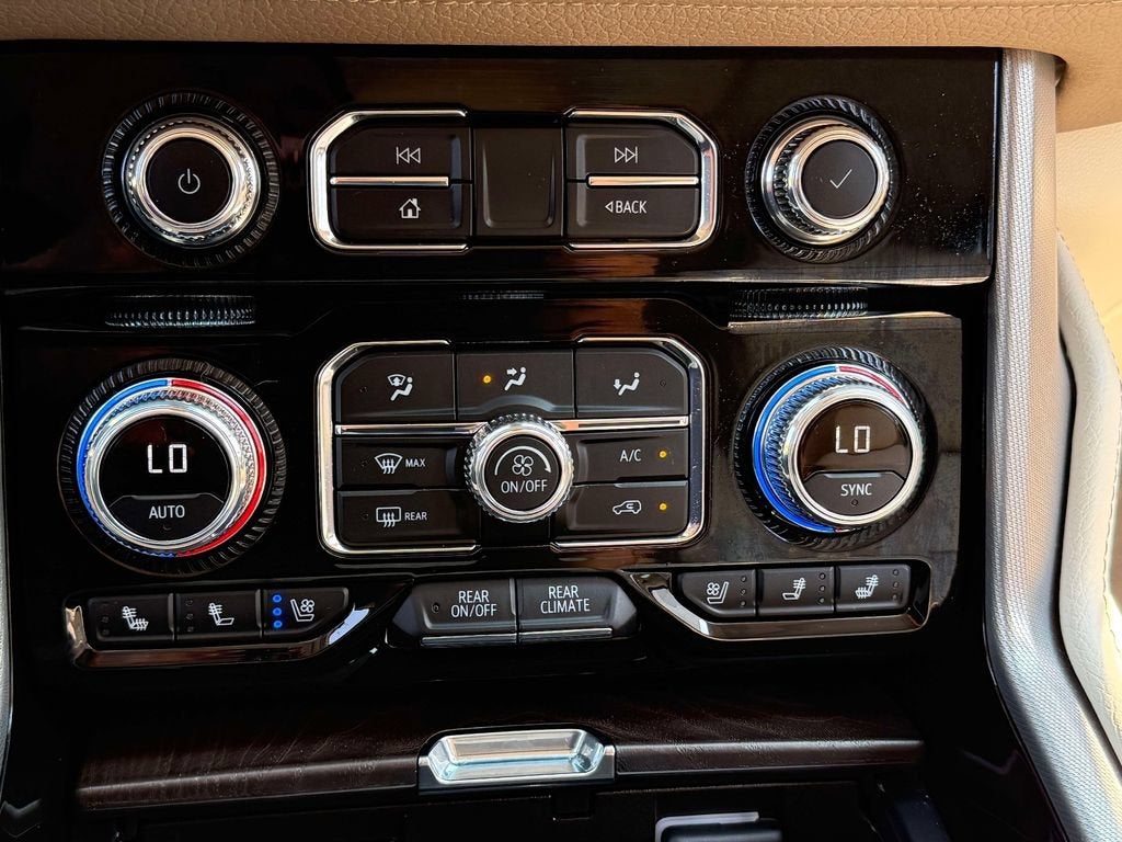 2024 GMC Yukon XL Denali
