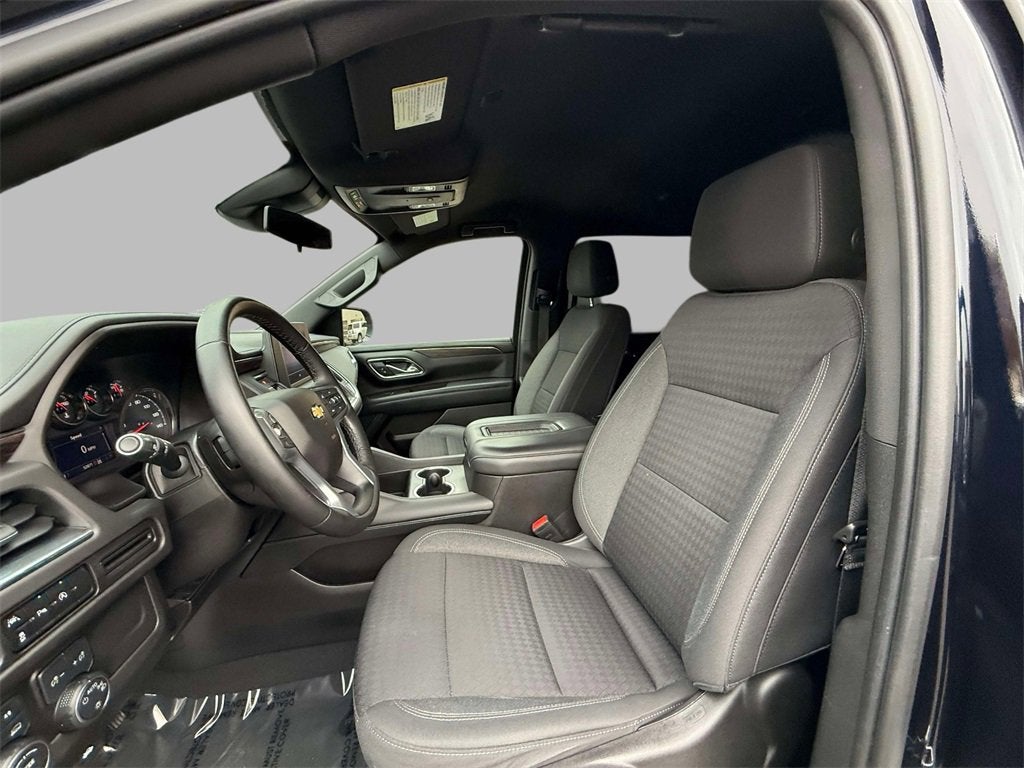 2023 Chevrolet Suburban LS