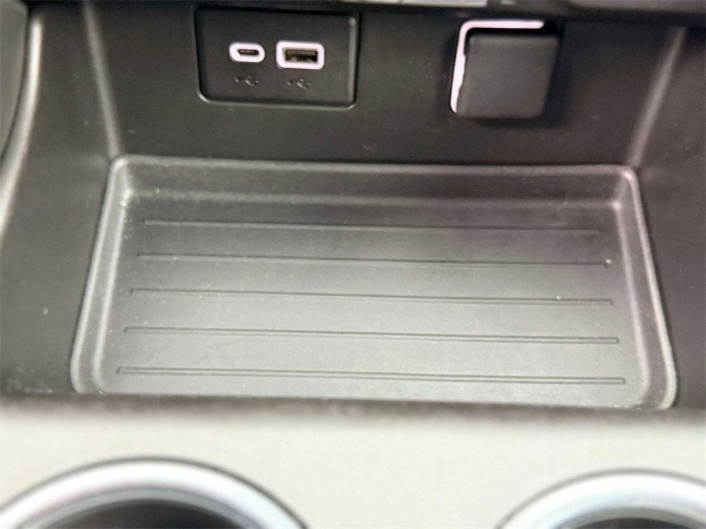 2023 Chevrolet Suburban LS