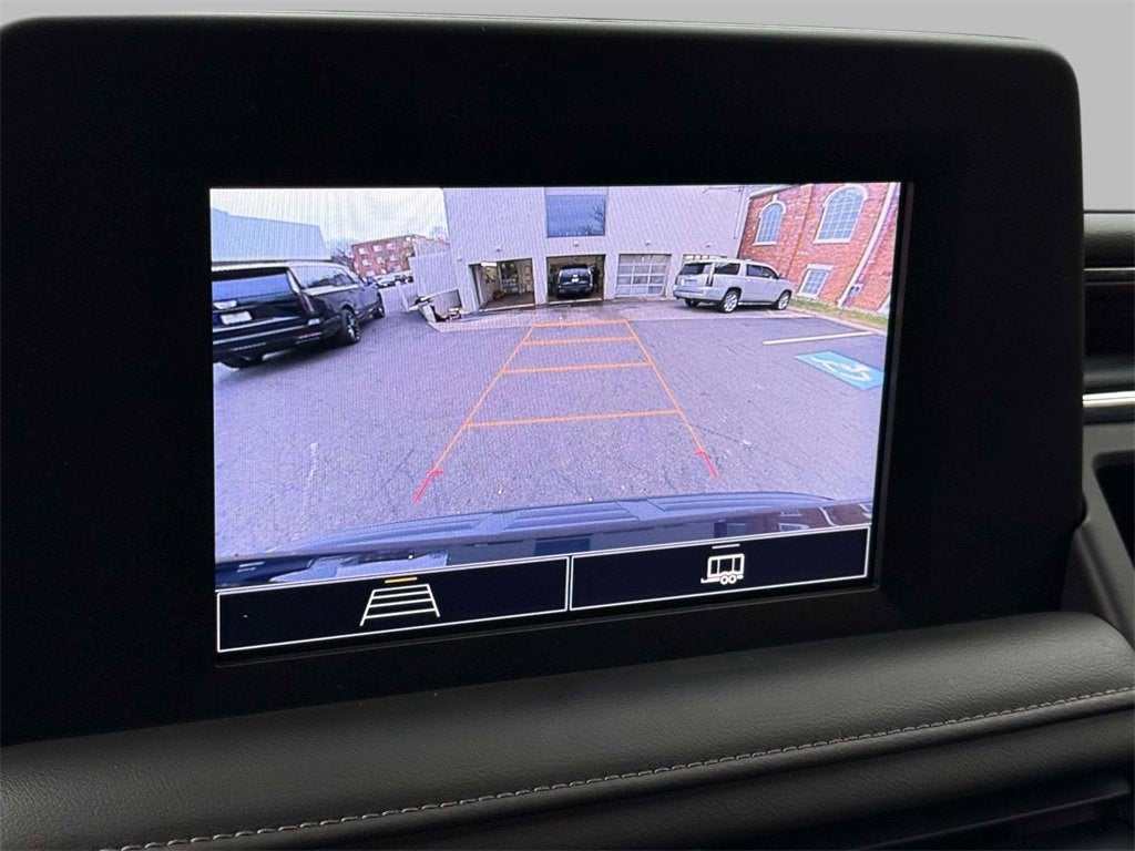 2023 Chevrolet Suburban LS