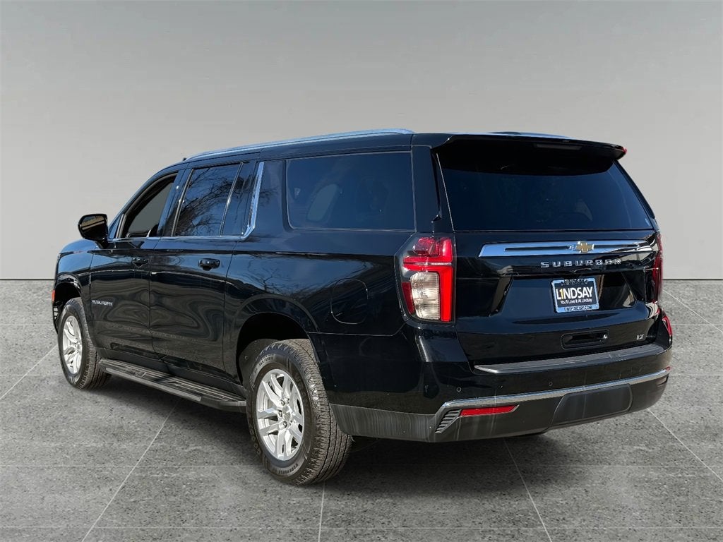 2022 Chevrolet Suburban LT