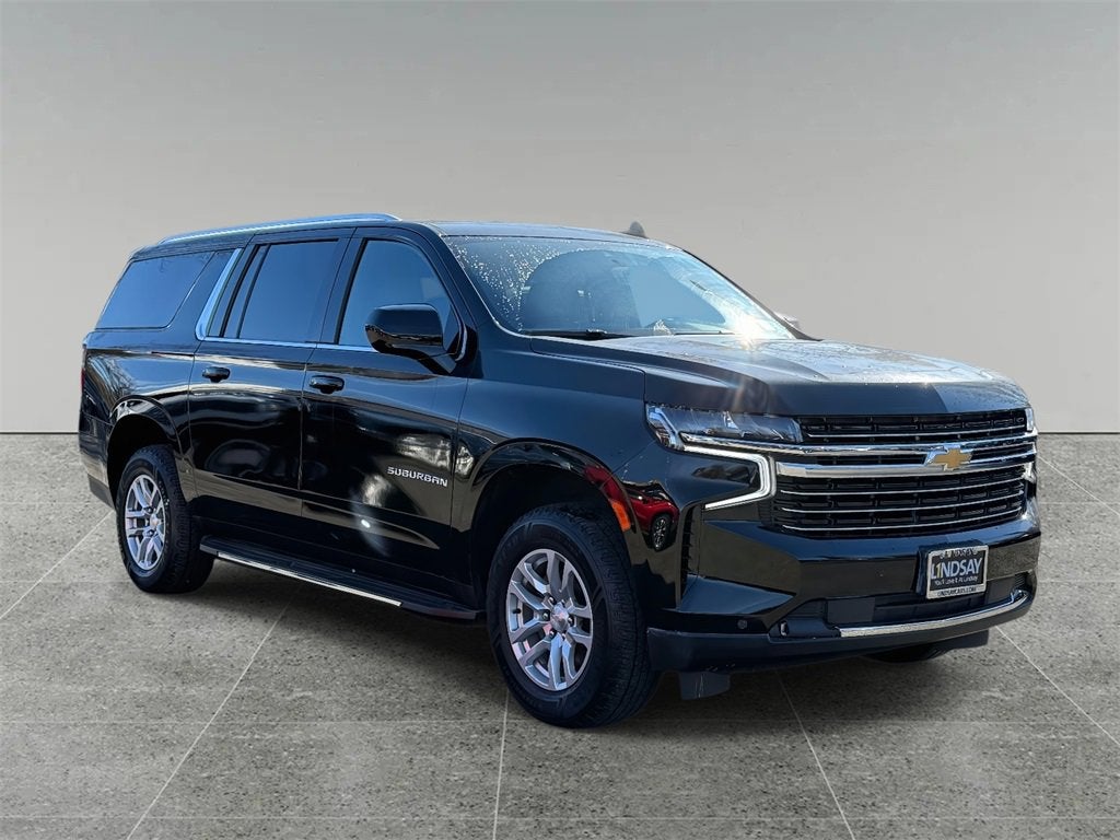 2022 Chevrolet Suburban LT