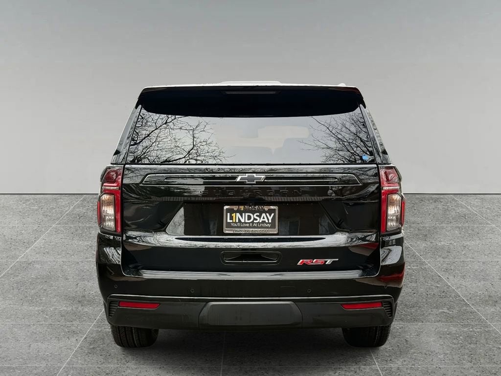 2024 Chevrolet Suburban RST
