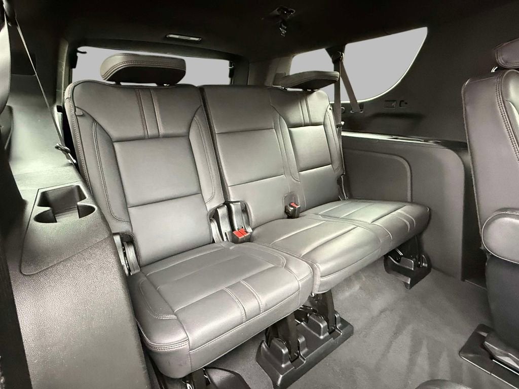 2024 Chevrolet Suburban RST