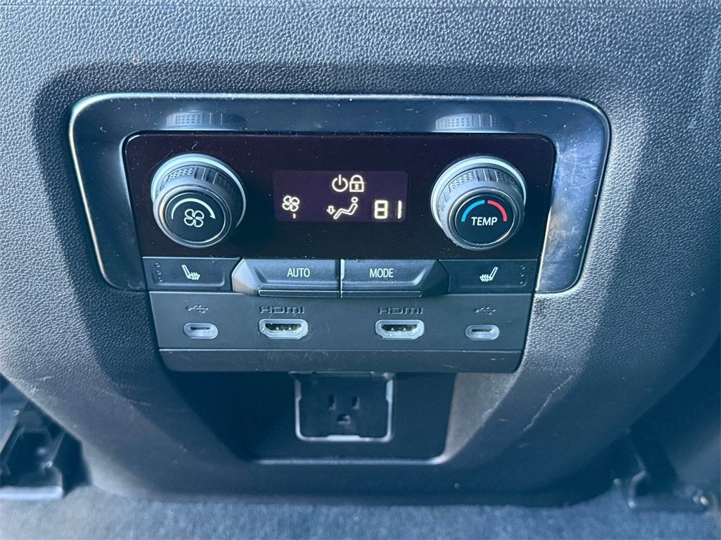 2021 Chevrolet Suburban RST