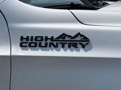 2023 Chevrolet Suburban High Country