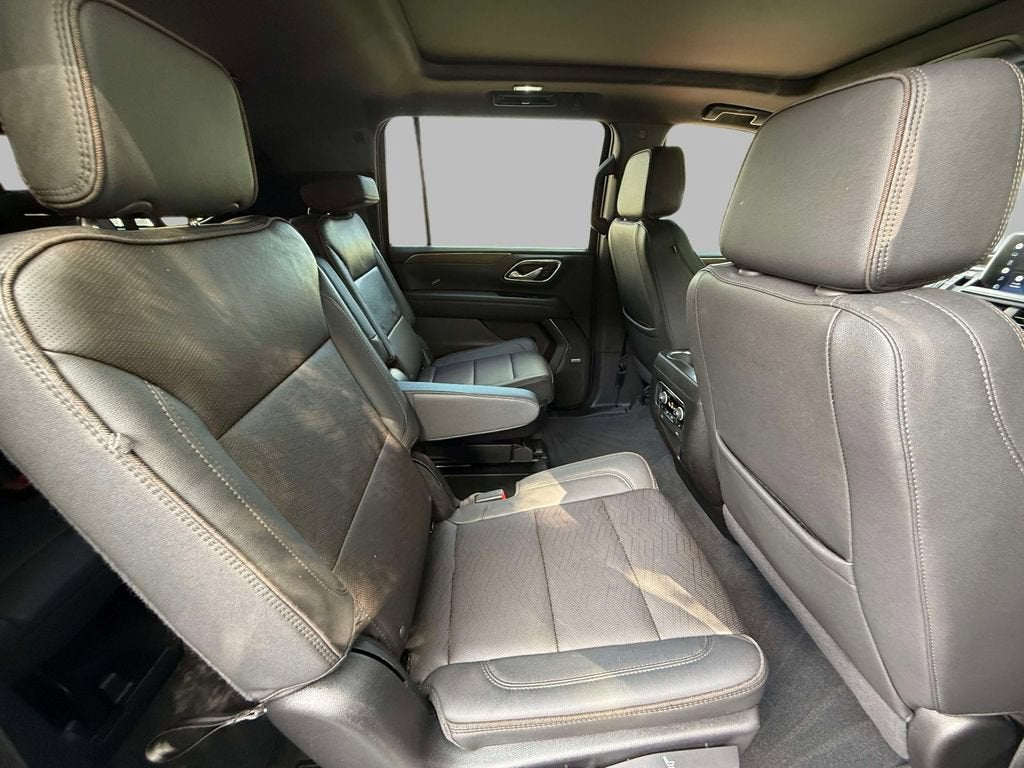 2022 Chevrolet Suburban High Country