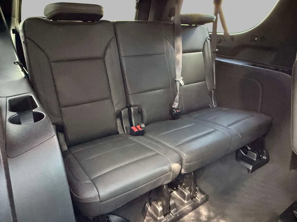 2022 Chevrolet Suburban High Country