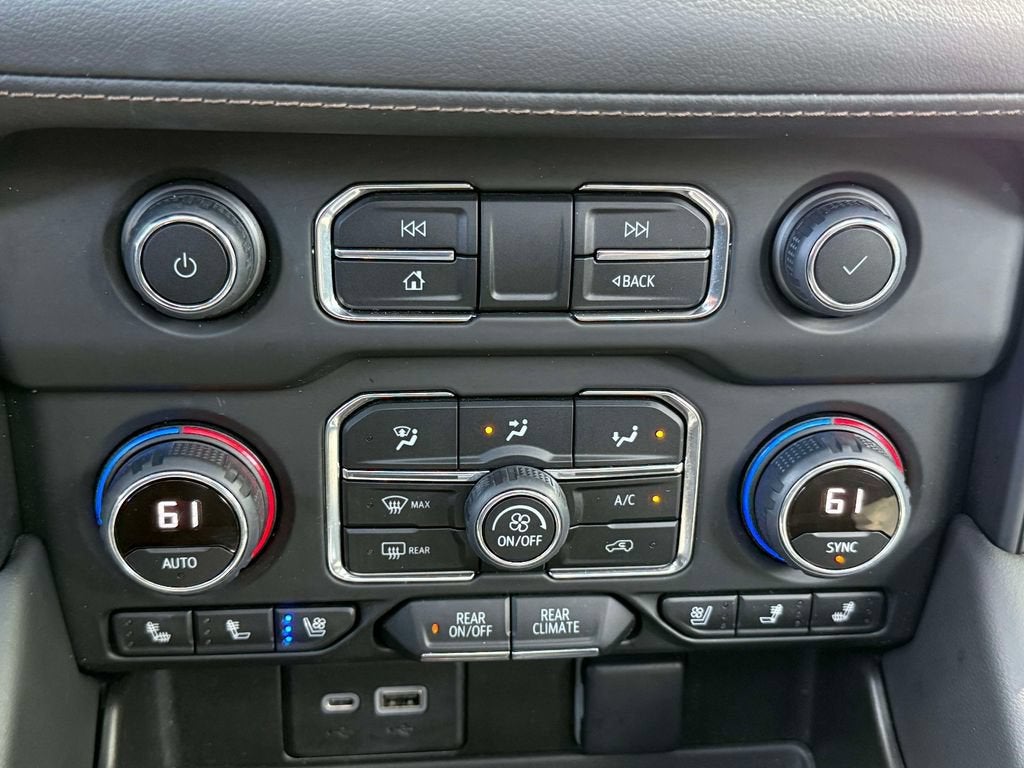 2022 Chevrolet Suburban High Country