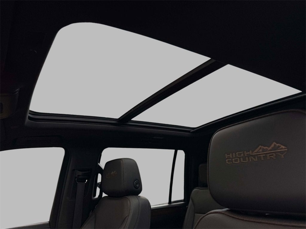 2024 Chevrolet Suburban High Country