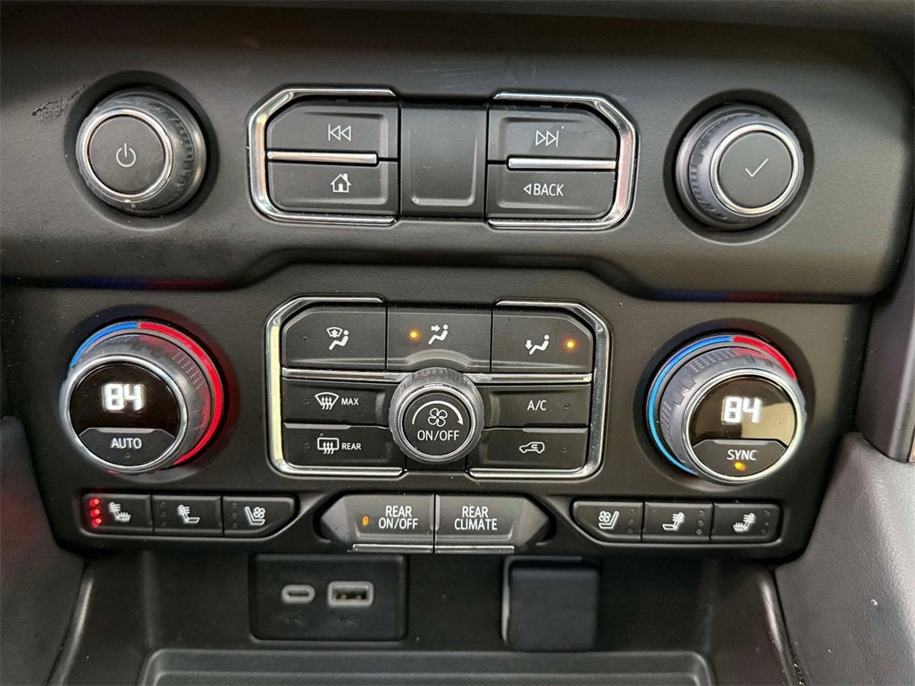 2024 Chevrolet Suburban High Country