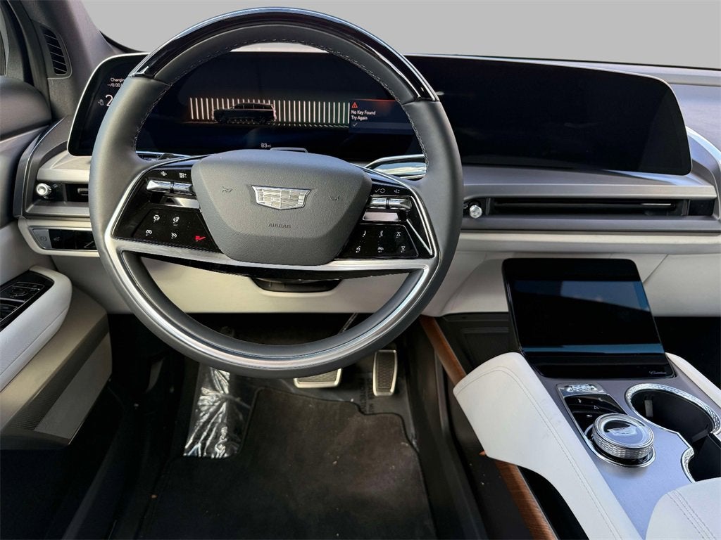 2026 Cadillac VISTIQ Luxury