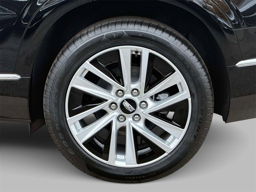 2026 Cadillac VISTIQ Luxury