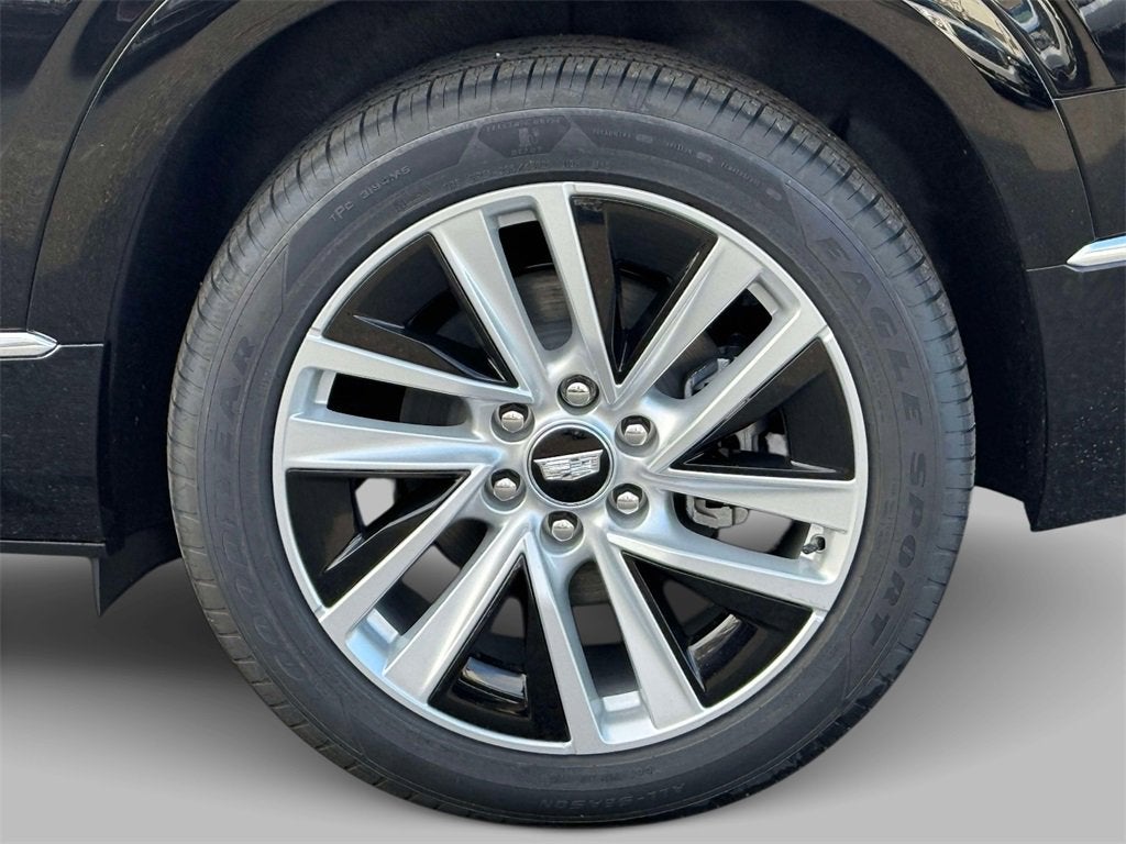 2026 Cadillac VISTIQ Luxury