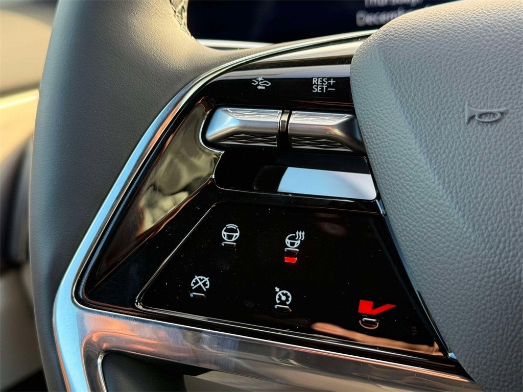 2026 Cadillac VISTIQ Luxury