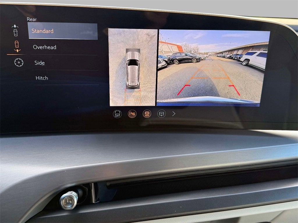 2026 Cadillac VISTIQ Luxury