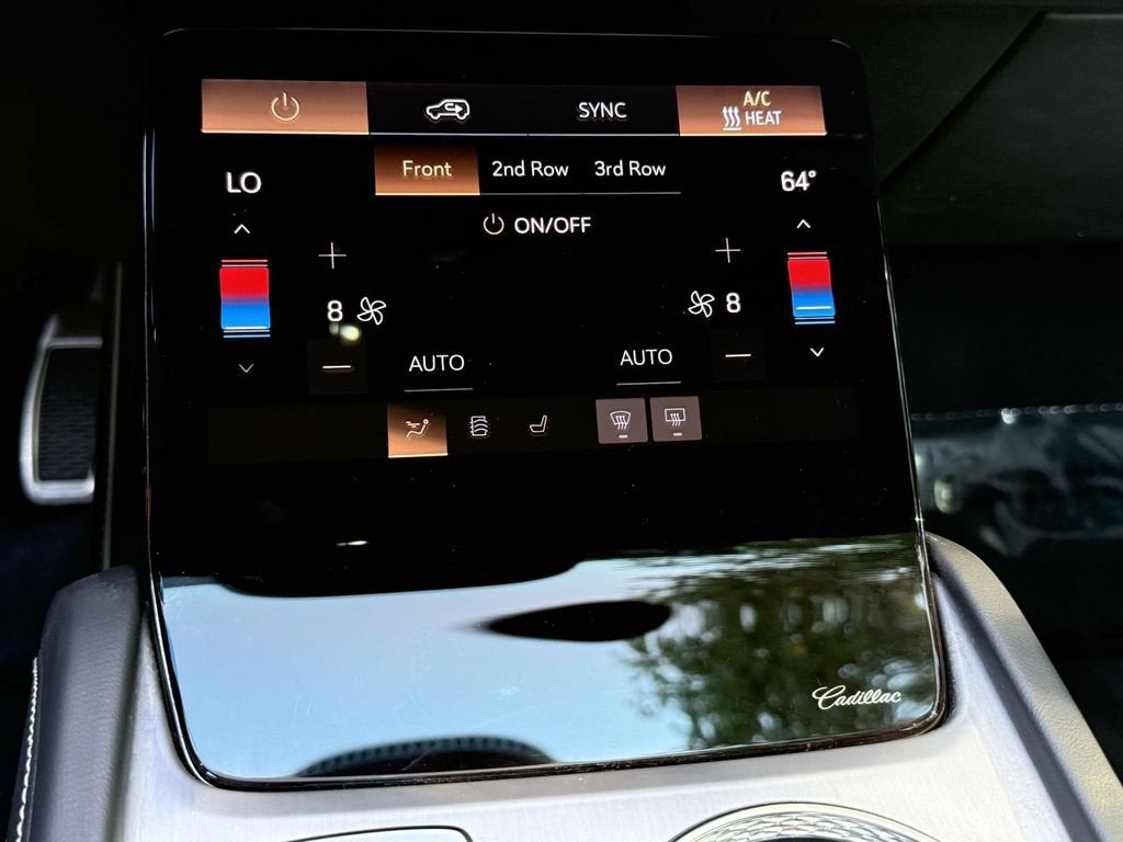 2026 Cadillac VISTIQ Luxury