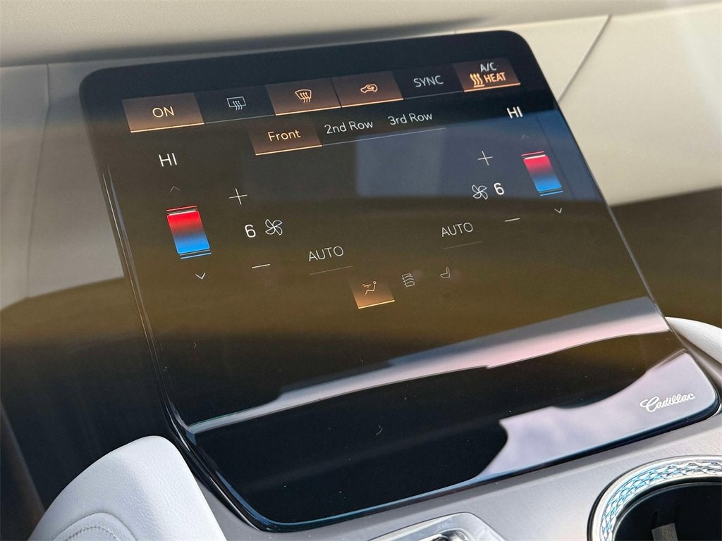 2026 Cadillac VISTIQ Luxury