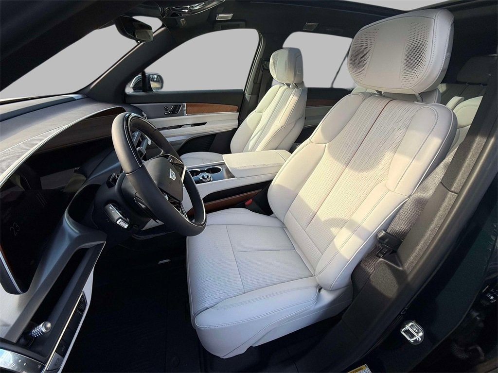 2026 Cadillac VISTIQ Luxury