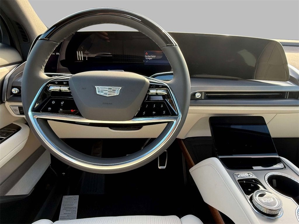 2026 Cadillac VISTIQ Luxury