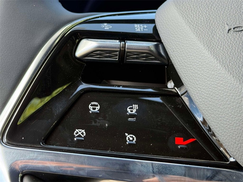 2026 Cadillac VISTIQ Luxury