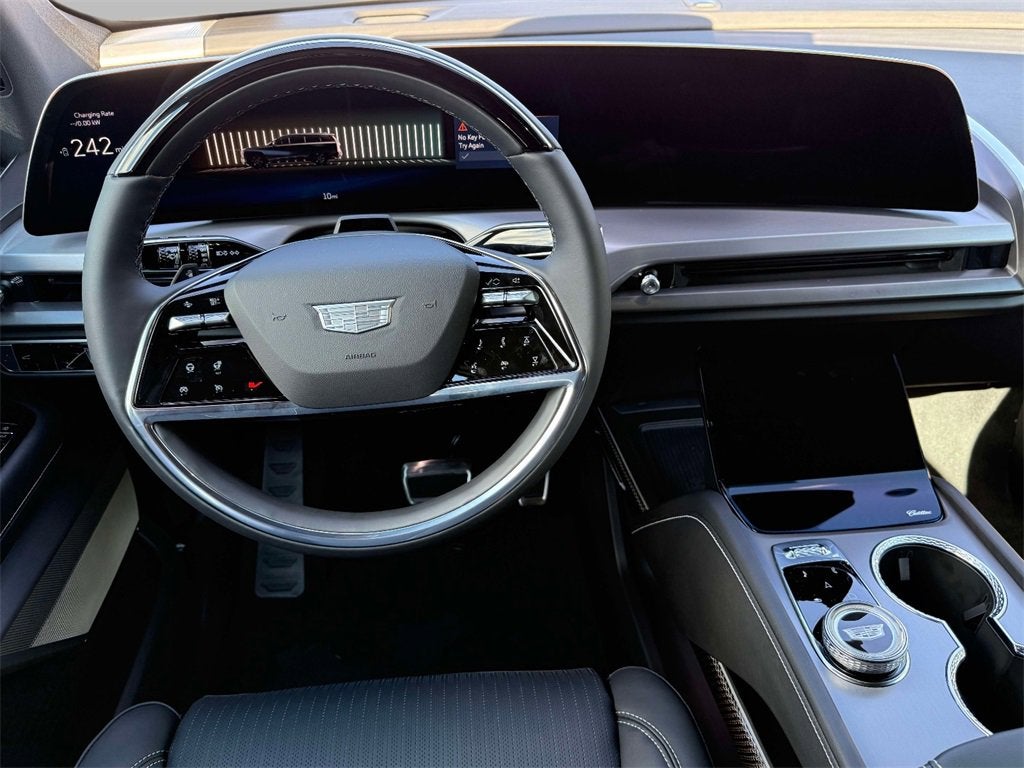 2026 Cadillac VISTIQ Luxury