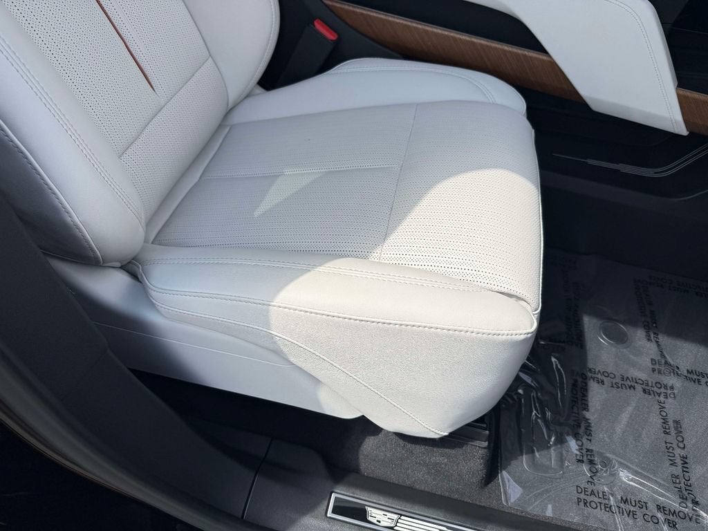 2026 Cadillac VISTIQ Luxury