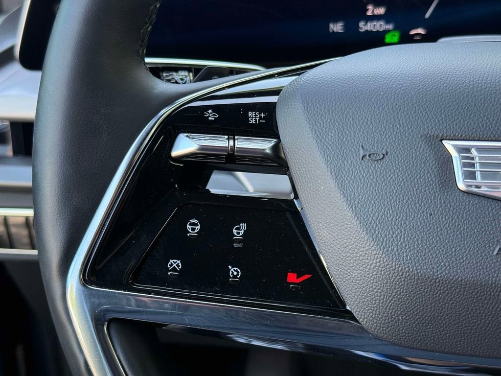 2026 Cadillac VISTIQ Sport