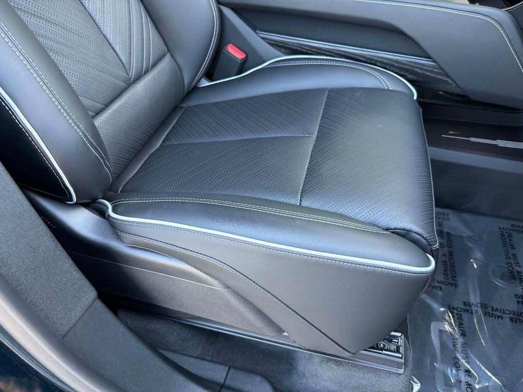 2026 Cadillac VISTIQ Platinum
