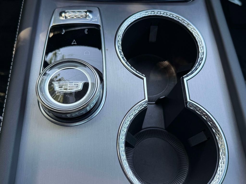 2026 Cadillac VISTIQ Platinum