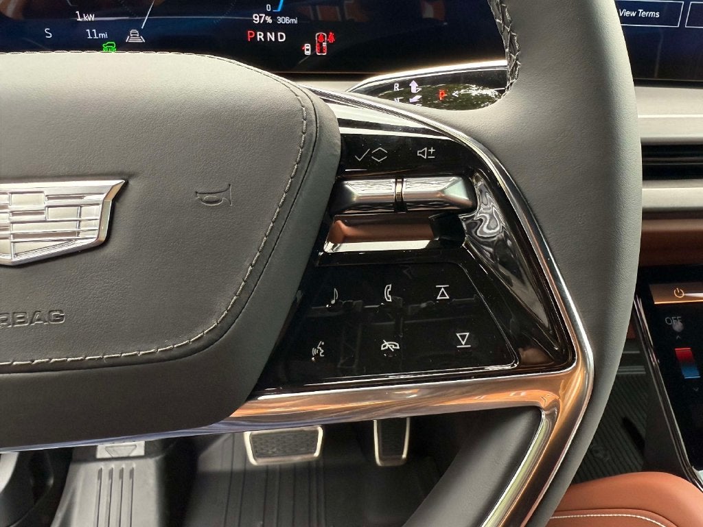 2027 Cadillac VISTIQ Platinum