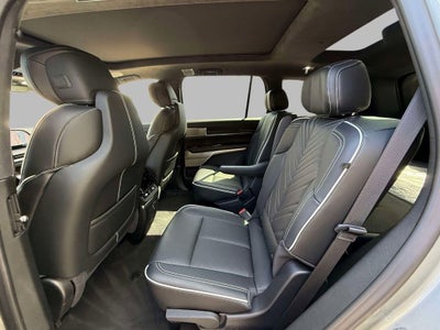 2026 Cadillac VISTIQ Platinum