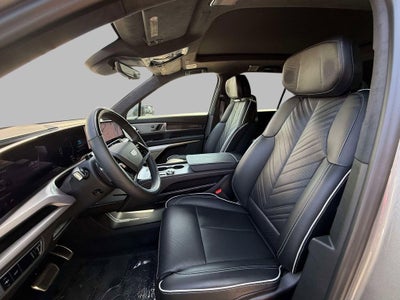 2026 Cadillac VISTIQ Platinum