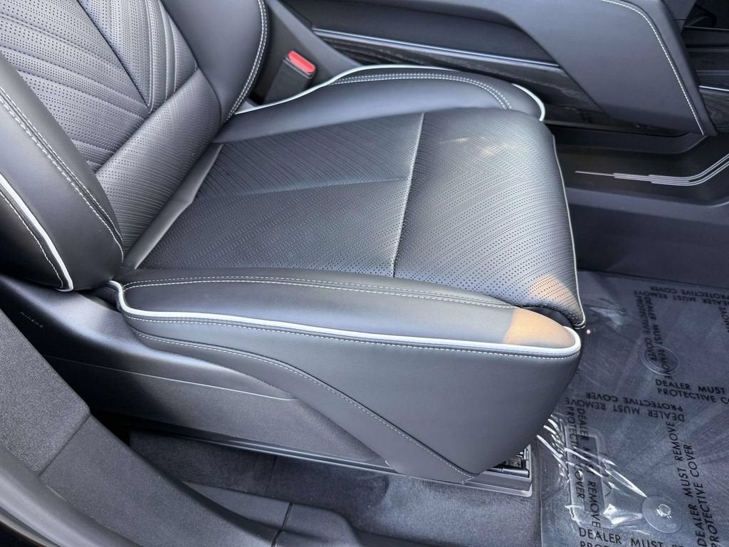 2026 Cadillac VISTIQ Platinum