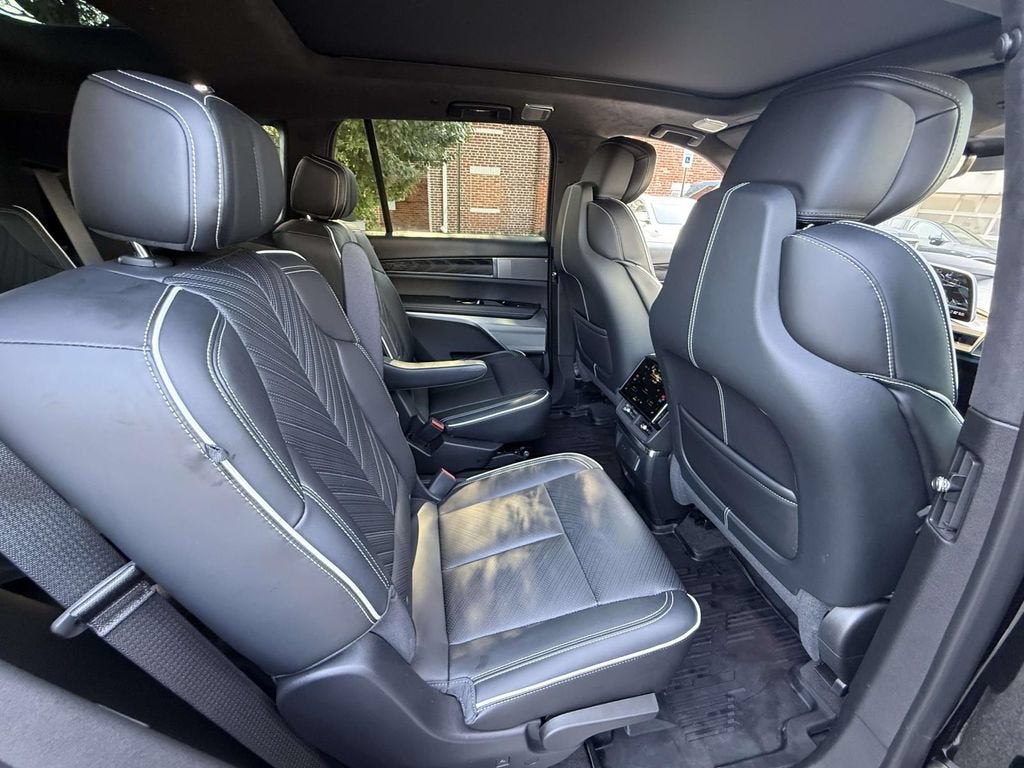 2026 Cadillac VISTIQ Platinum