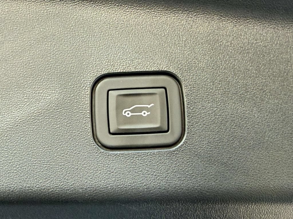 2026 Cadillac VISTIQ Platinum