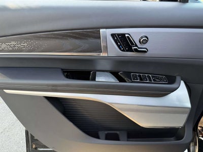 2026 Cadillac VISTIQ Platinum