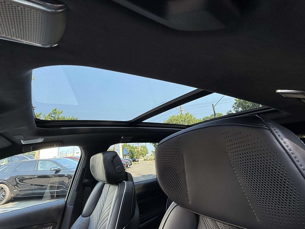 2026 Cadillac VISTIQ Platinum