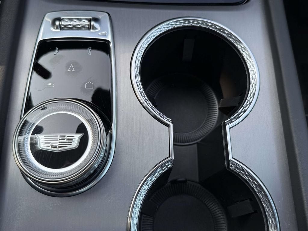 2026 Cadillac VISTIQ Platinum