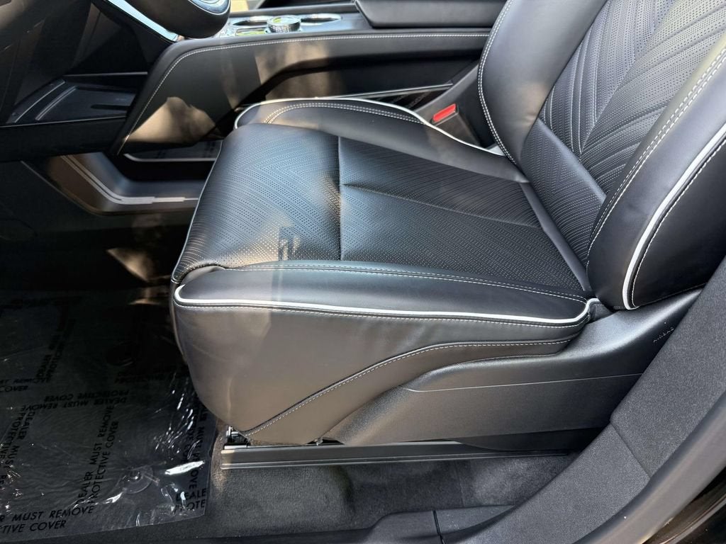 2026 Cadillac VISTIQ Platinum