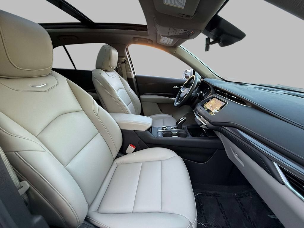 2021 Cadillac XT4 AWD Luxury