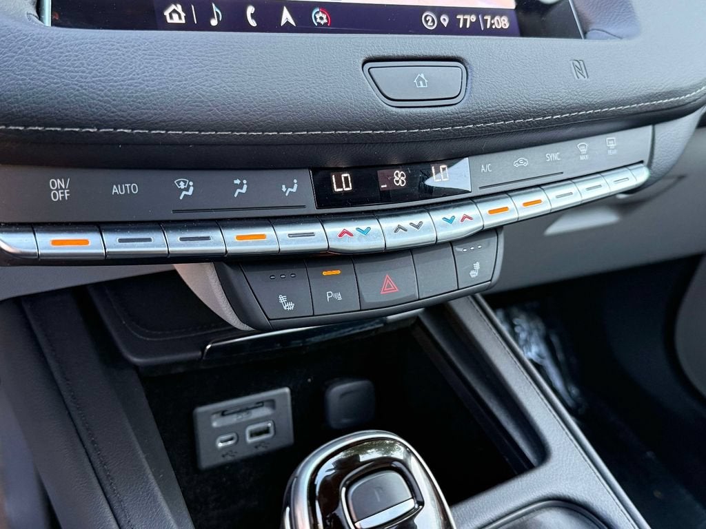 2021 Cadillac XT4 AWD Luxury