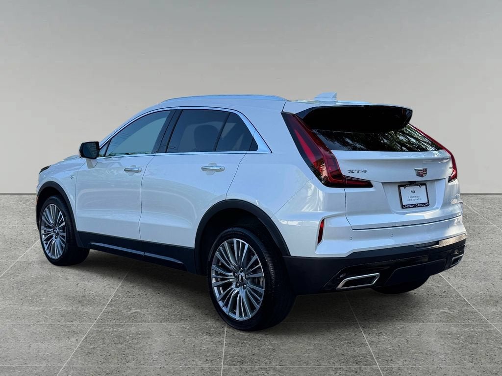 2025 Cadillac XT4 Premium Luxury