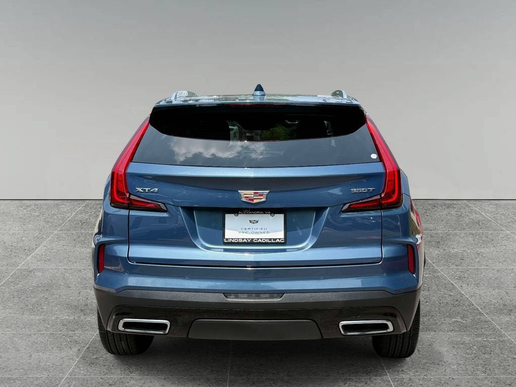 2025 Cadillac XT4 Premium Luxury