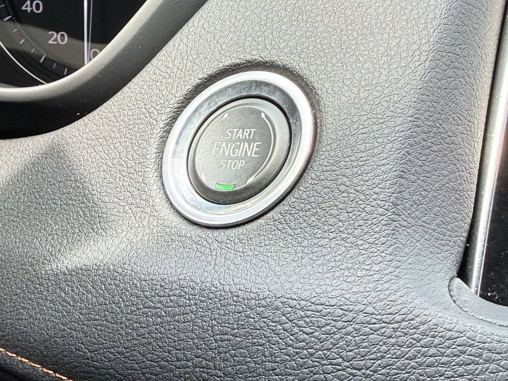 2019 Cadillac XT4 AWD Premium Luxury